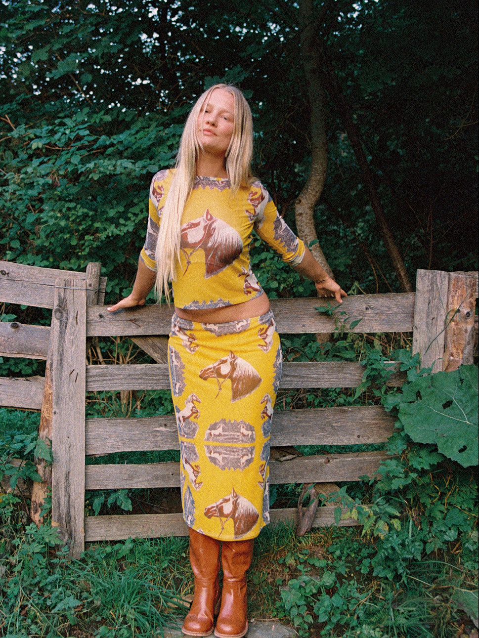 Nia Top - Heritage Horse – Lisa Says Gah