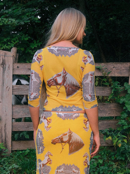 Nia Top - Heritage Horse – Lisa Says Gah
